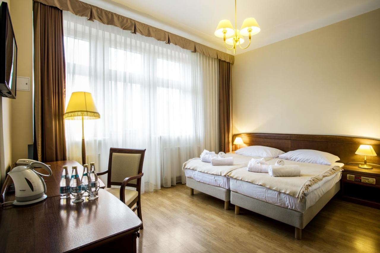 Polonia Hotell Kudowa-Zdrój Eksteriør bilde