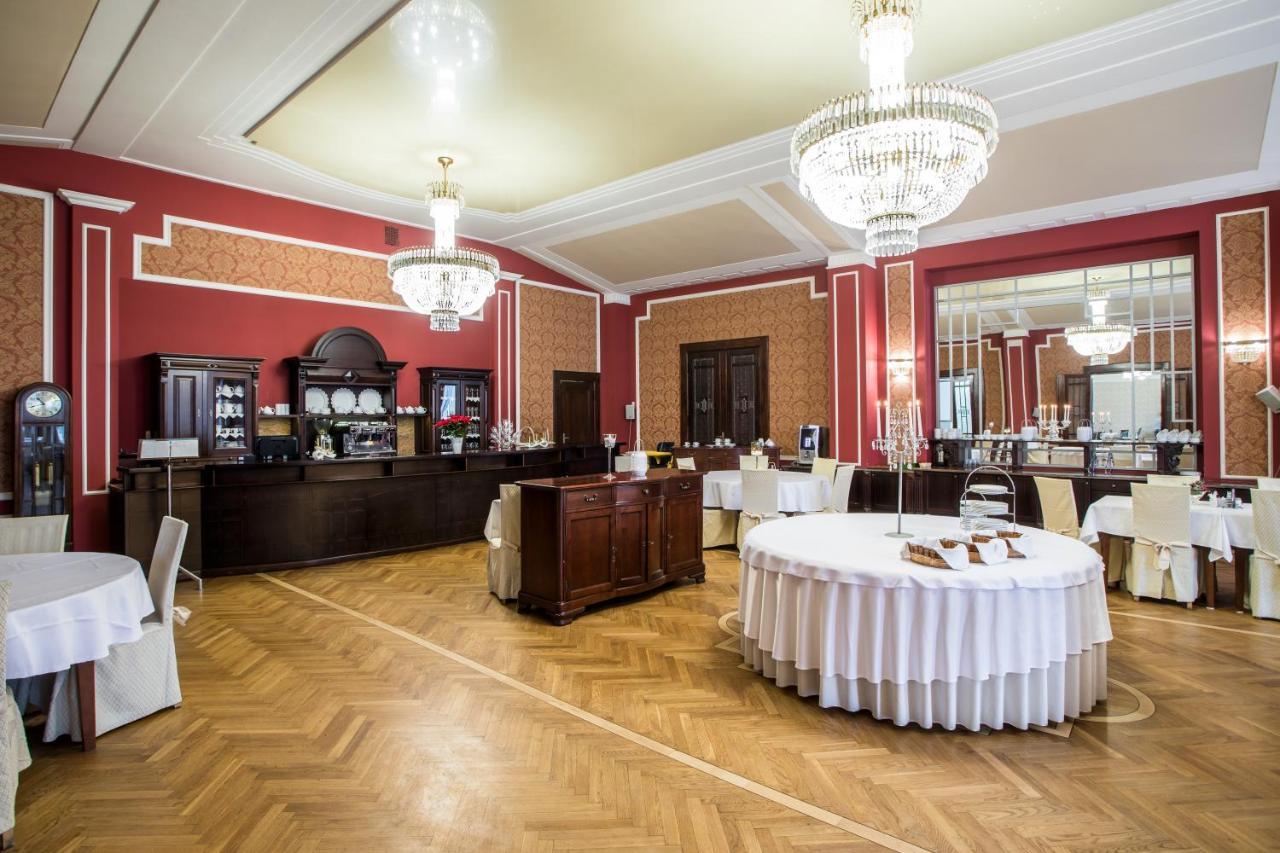 Polonia Hotell Kudowa-Zdrój Eksteriør bilde